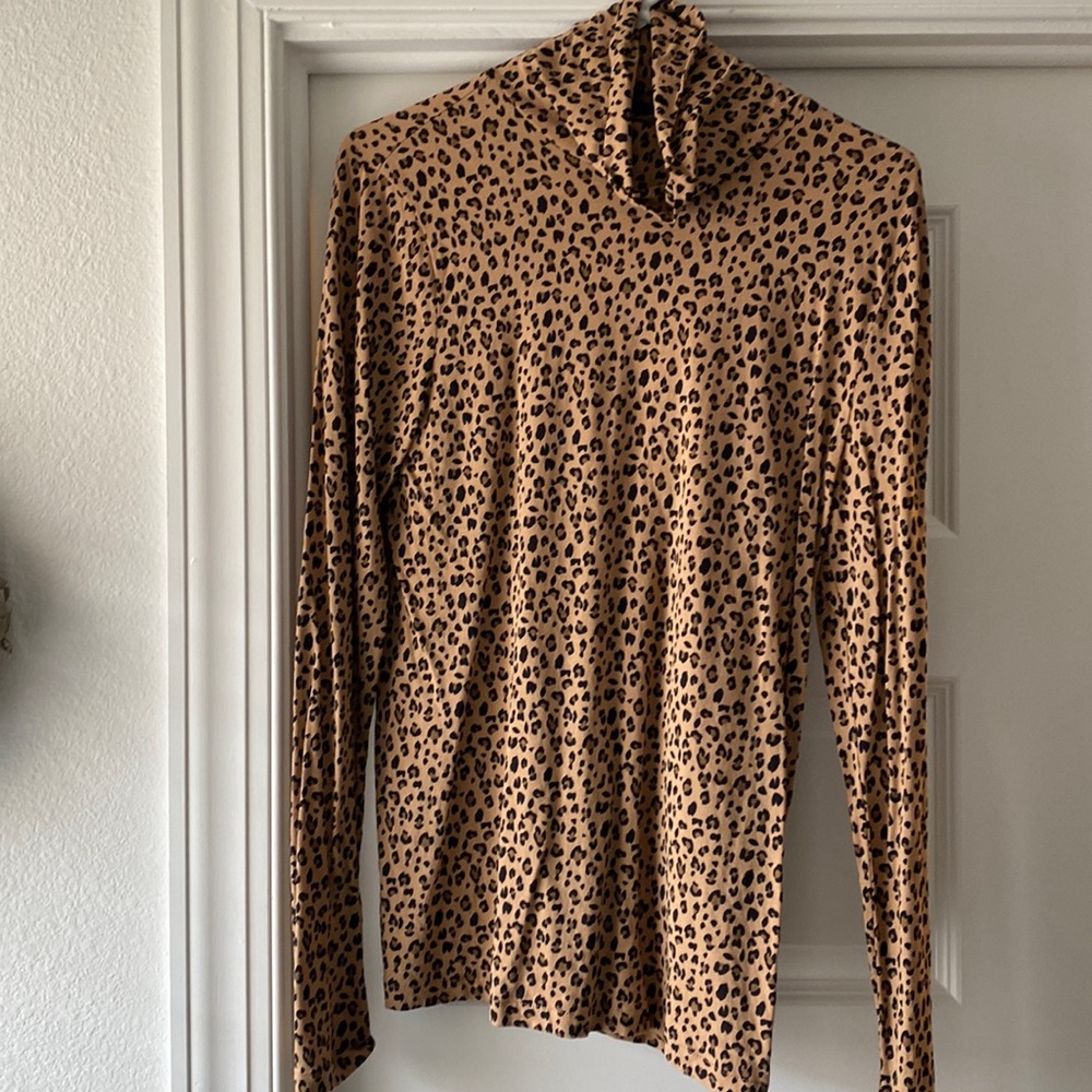 J Crew - Large - 100% Cotton - Leopard print